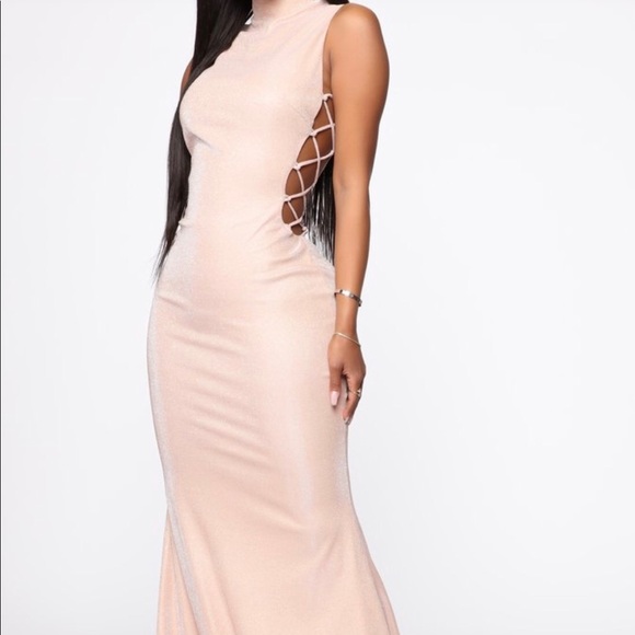 Metallic High Neck Blush Gown - Picture 3 of 3